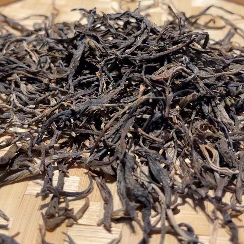 2015 LaoMan'E Ancient Tree Raw Pu-Erh Tea 2015老曼峨古树普洱生茶